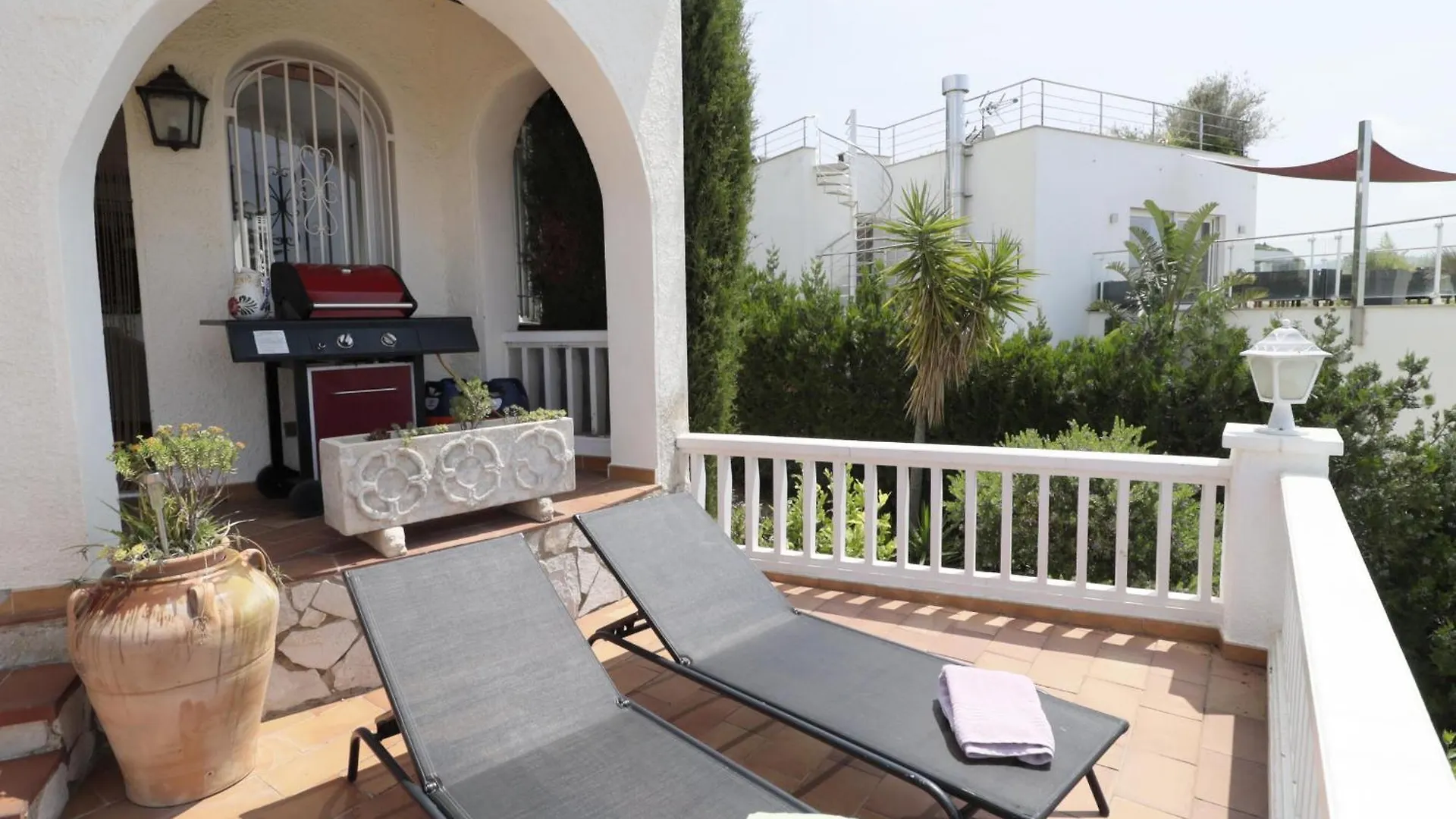 Dom wakacyjny Enbonama: Alquiler De Casa De Vacaciones Con Piscina Privada Y Bonitas Vistas - Es-366-12 Palau Saverdera