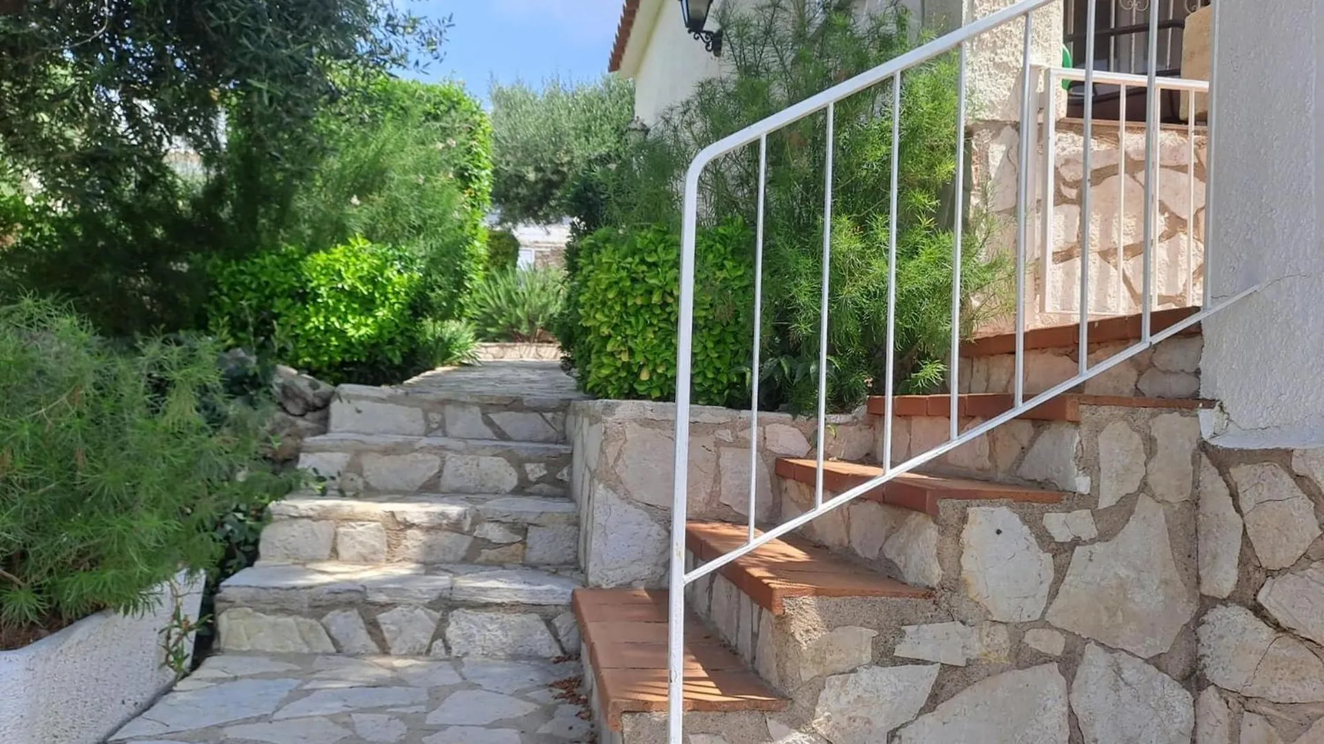 Enbonama: Alquiler De Casa De Vacaciones Con Piscina Privada Y Bonitas Vistas - Es-366-12 Palau Saverdera